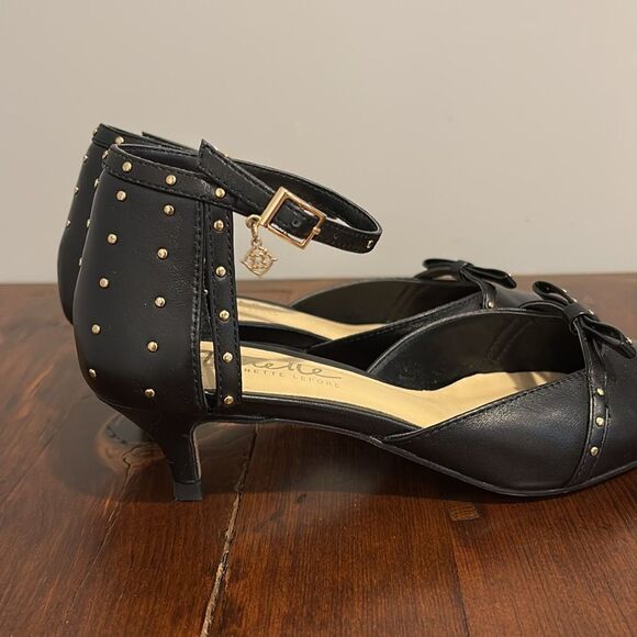 Nanette Lepore Black Kitten Heel Pumps with Gold Studs Size 6 - Picture 3 of 9
